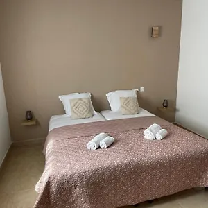 https://le-clos-du-thoronet.fr-provencehotel.com